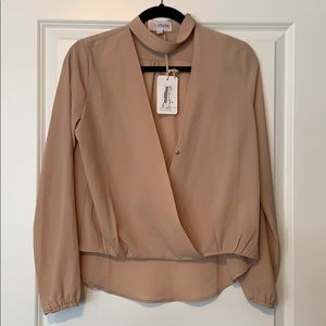 L’ATISTE NECK COLLAR TOP